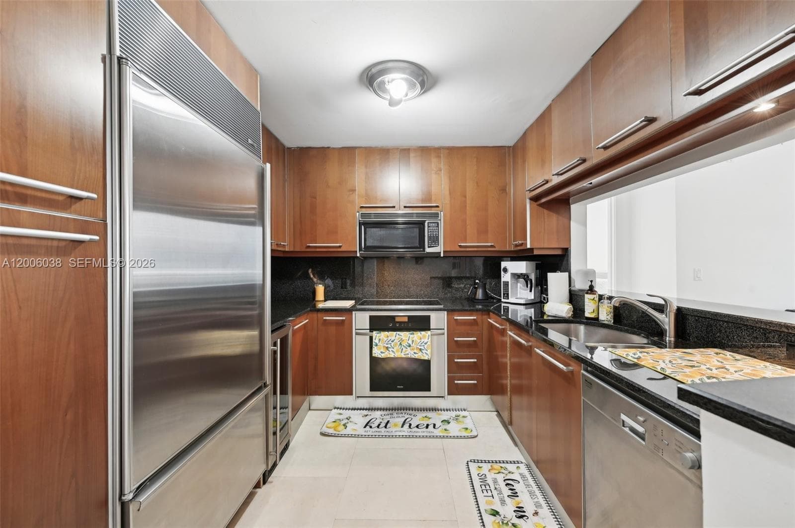 901 Brickell Key Blvd 1009 photo 4