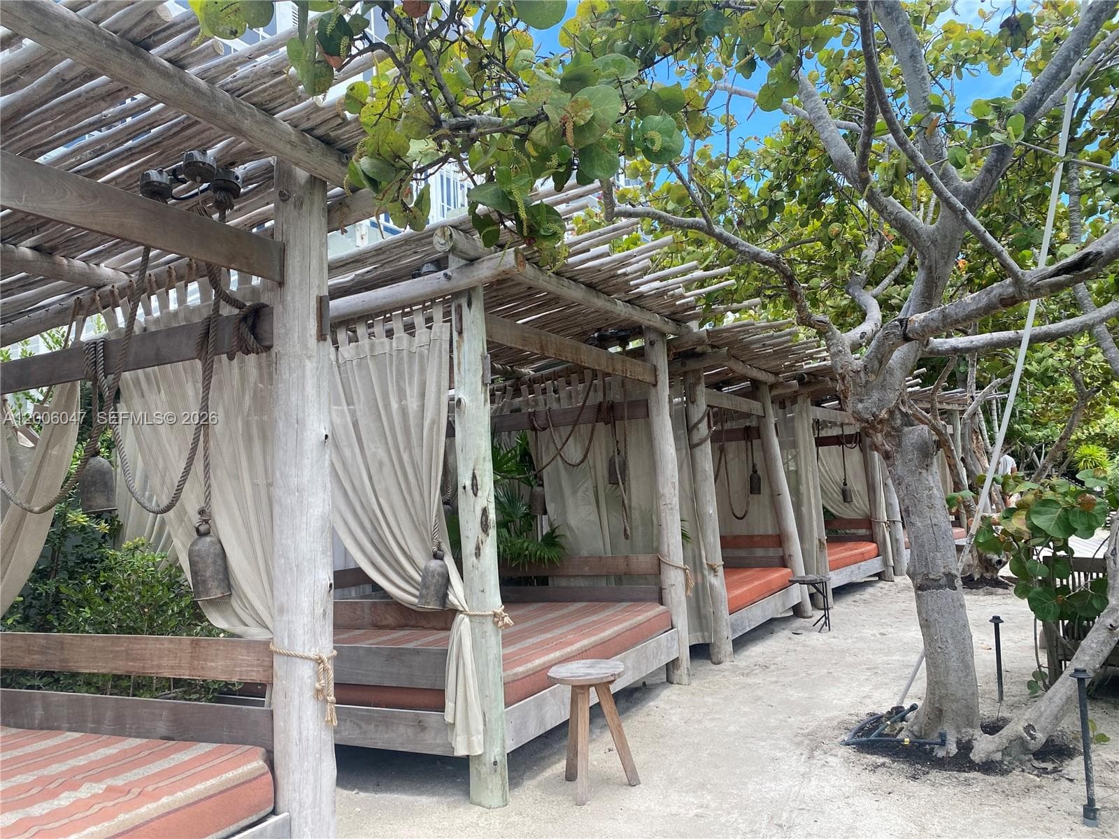 2301 Collins Ave 840 photo 17