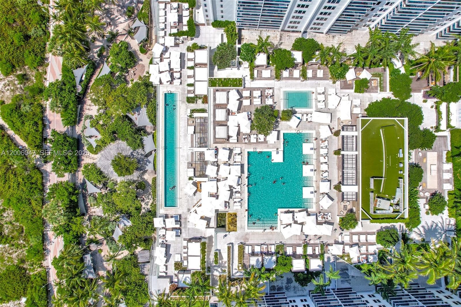 2301 Collins Ave 840 photo 12