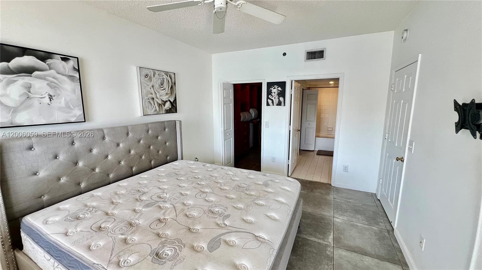 3255 184th St 12408 photo 12