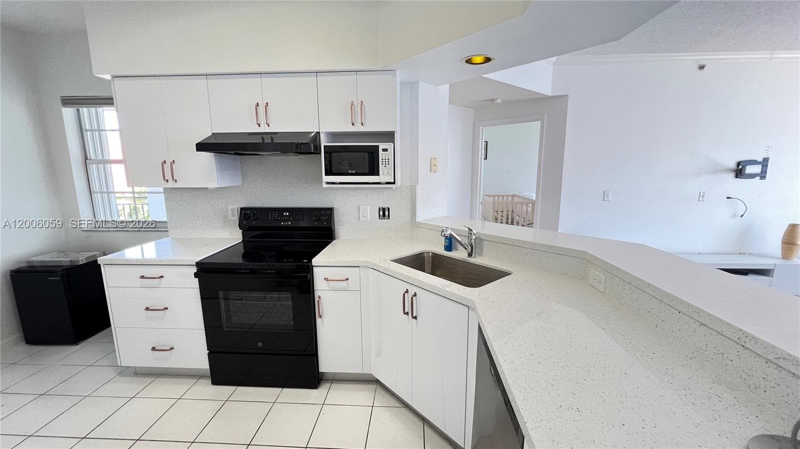 3255 184th St 12408 photo 5