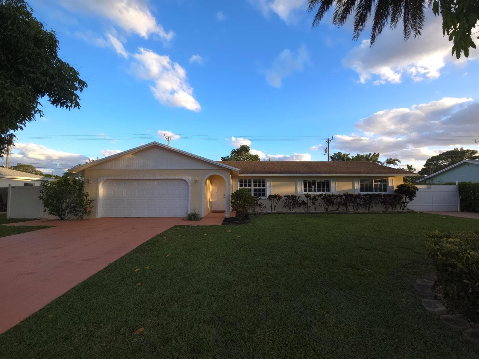 4554 Franwood Drive photo 21