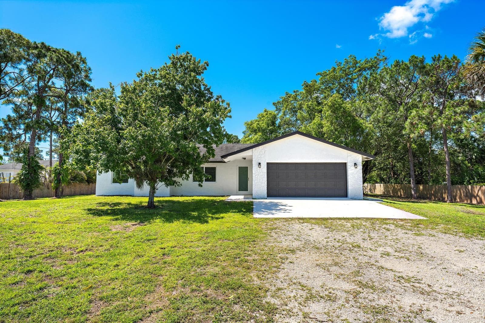11922 Orange Boulevard photo 3