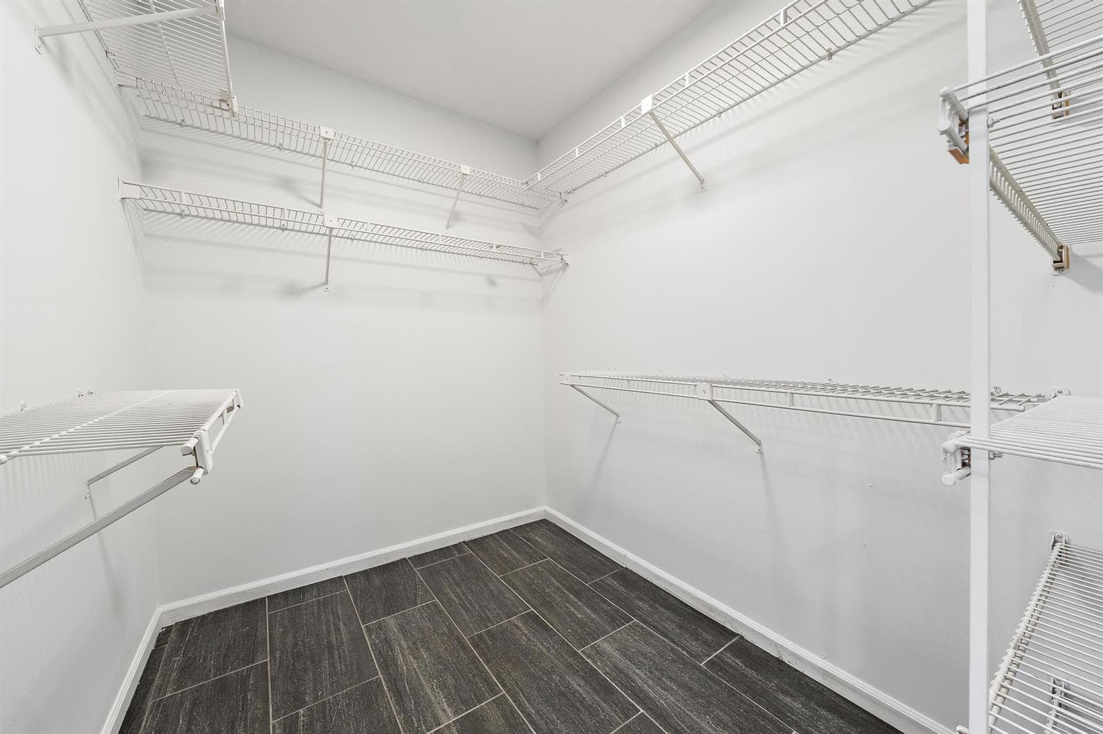 11922 Orange Boulevard photo 21