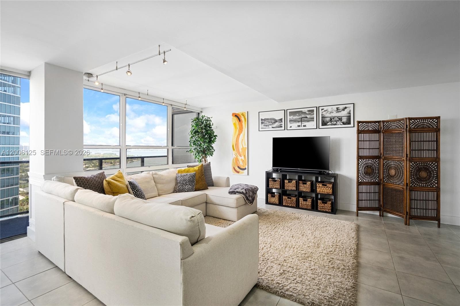 600 36th St PH2 photo 10