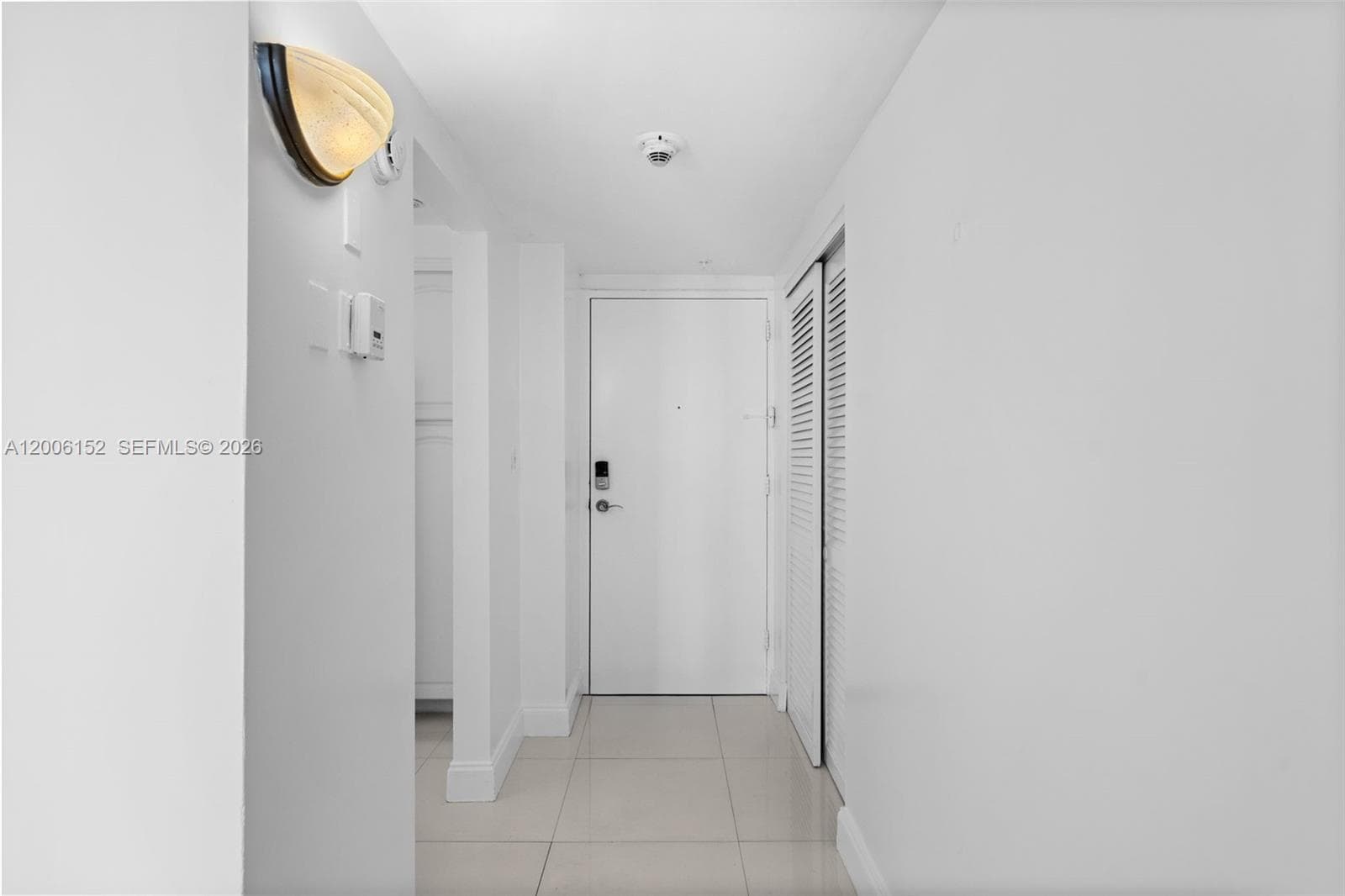 19390 Collins Ave 1410 photo 21