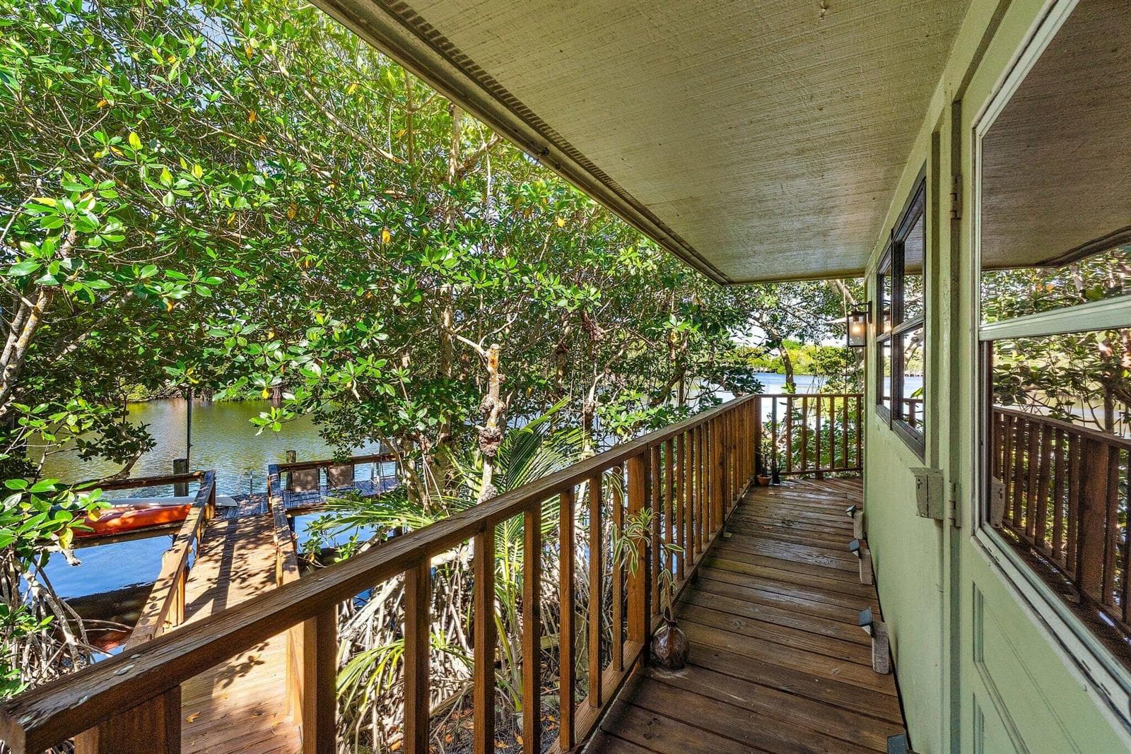 702 Warren Drive photo 20