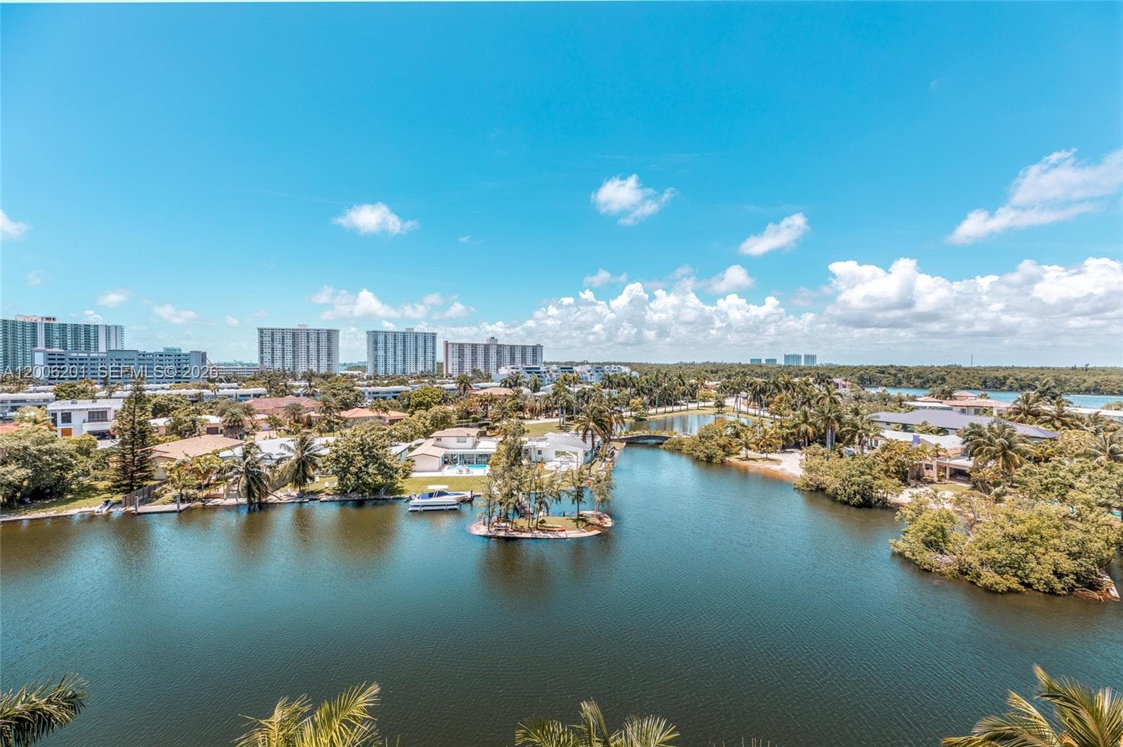 16500 Collins Ave 655 photo 23