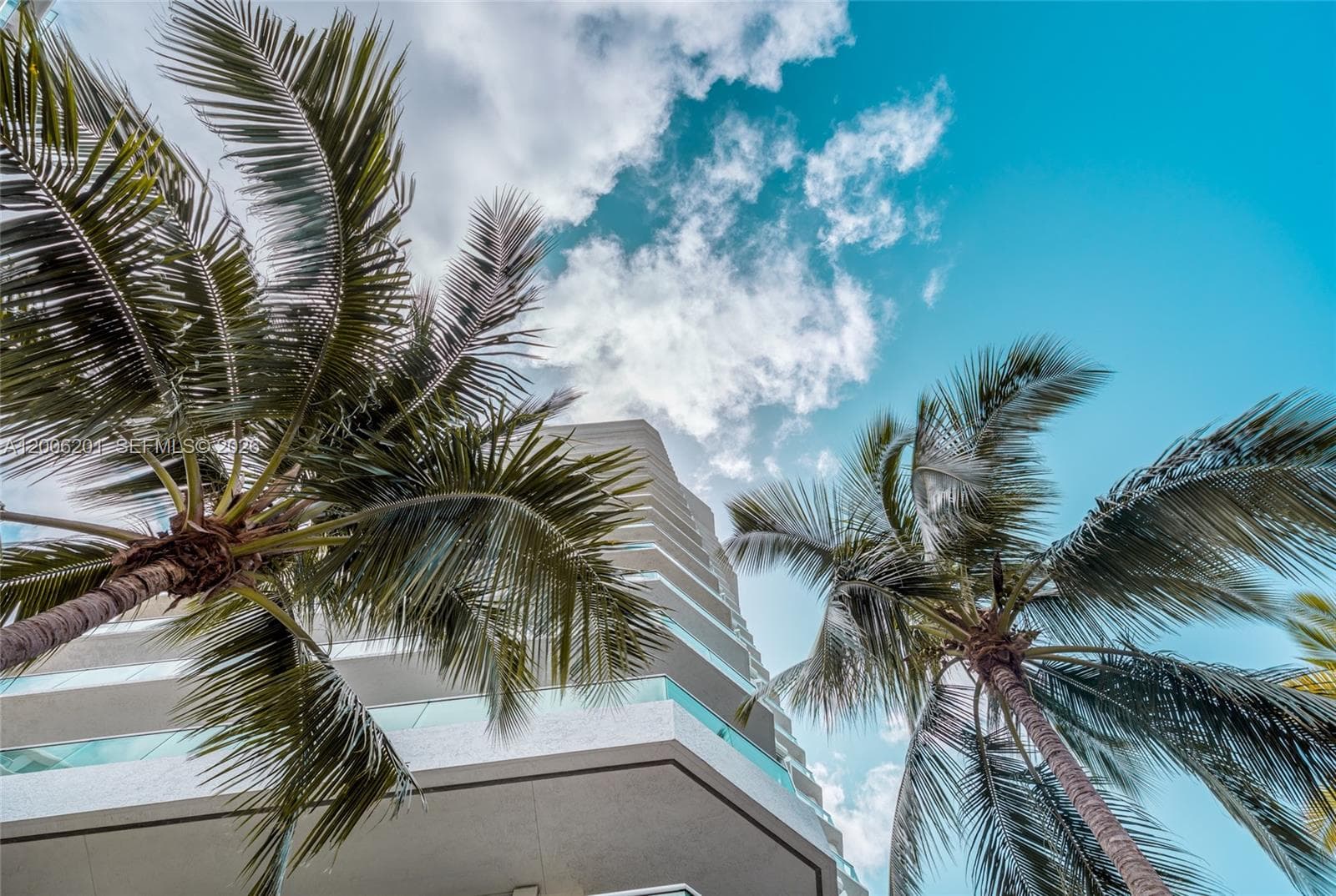 16500 Collins Ave 655 photo 3