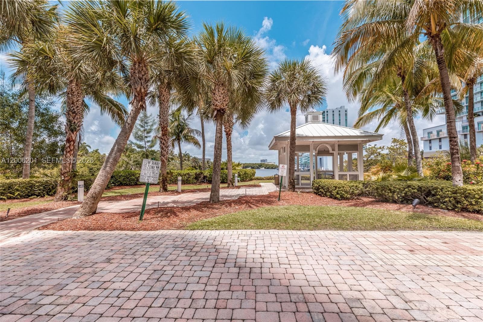 16500 Collins Ave 655 photo 4