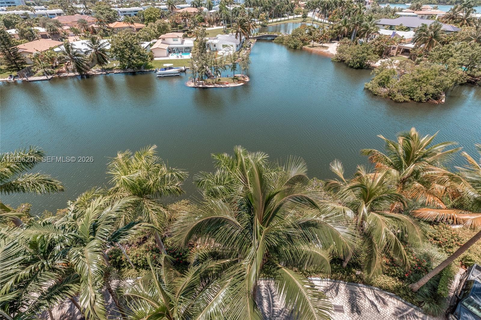 16500 Collins Ave 655 photo 21