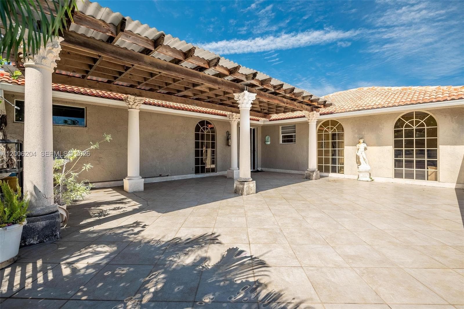 37 Fort Royal Is photo 6