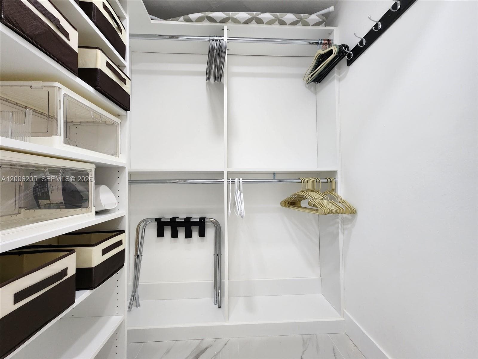 3505 Ocean Dr 719 photo 11