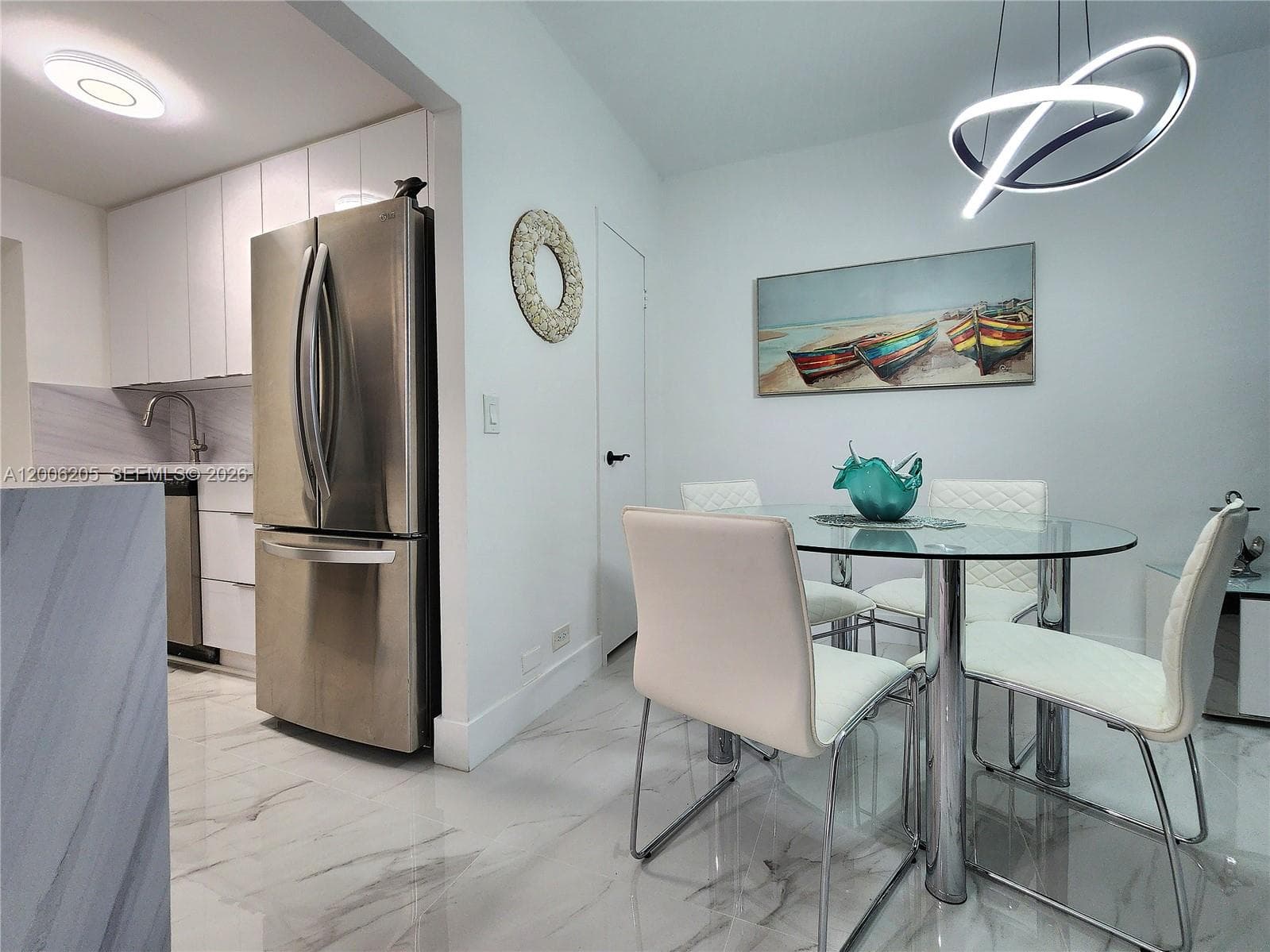 3505 Ocean Dr 719 photo 4