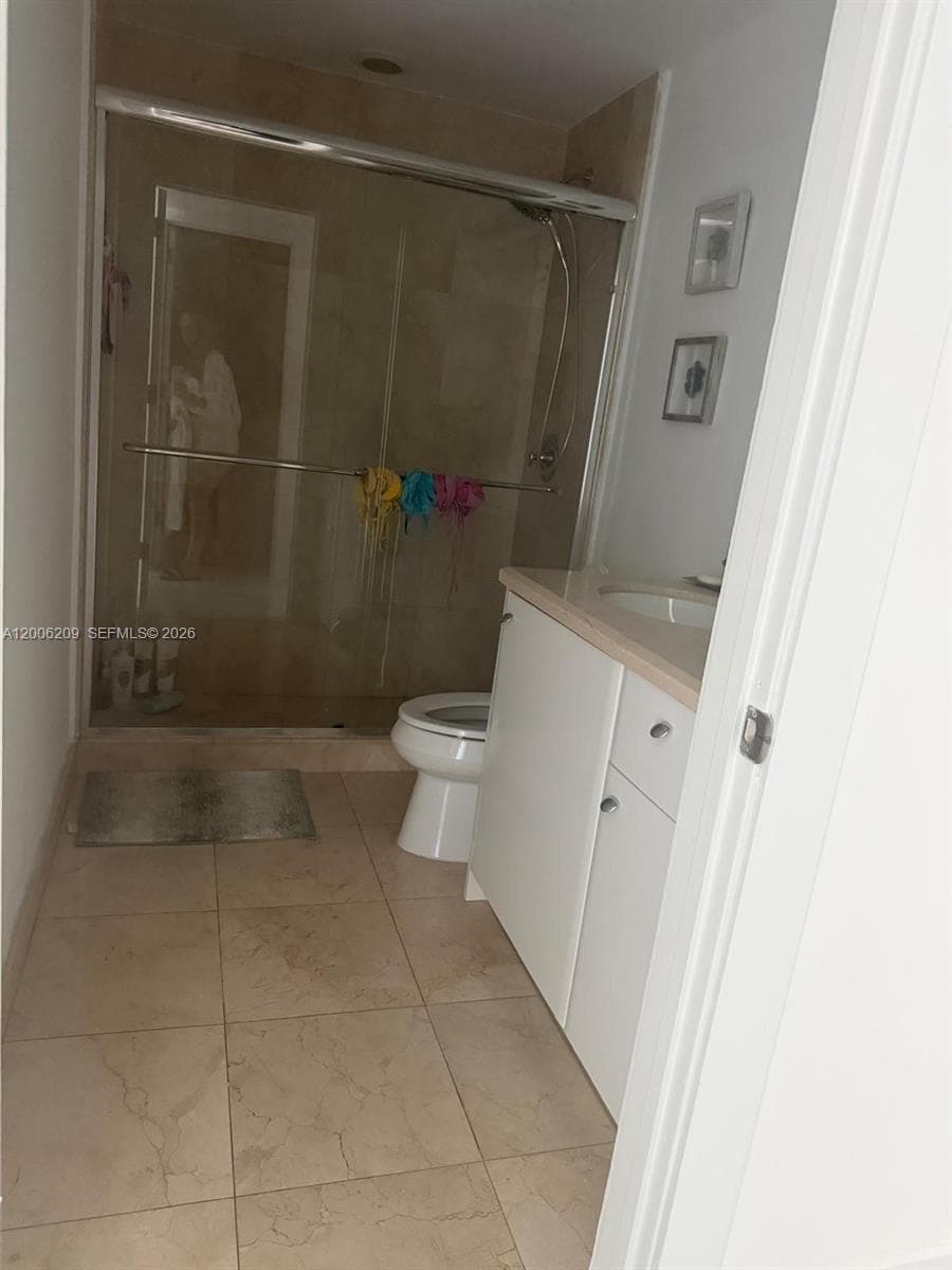 19400 Turnberry Way 331 photo 11