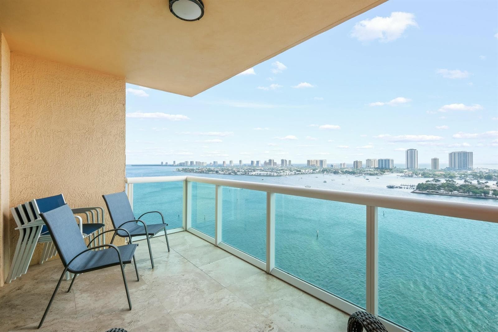 2640 Lake Shore Drive 1710 photo 5