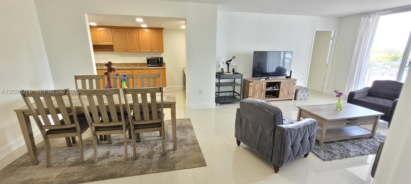 18011 Biscayne Blvd 402 photo 8