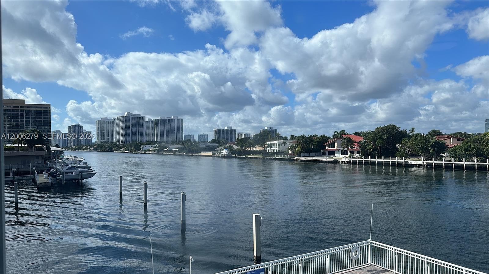 1913 Ocean Dr 111 photo 1