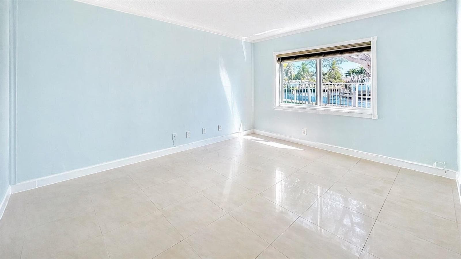 251 SE 6th Avenue 7 photo 9