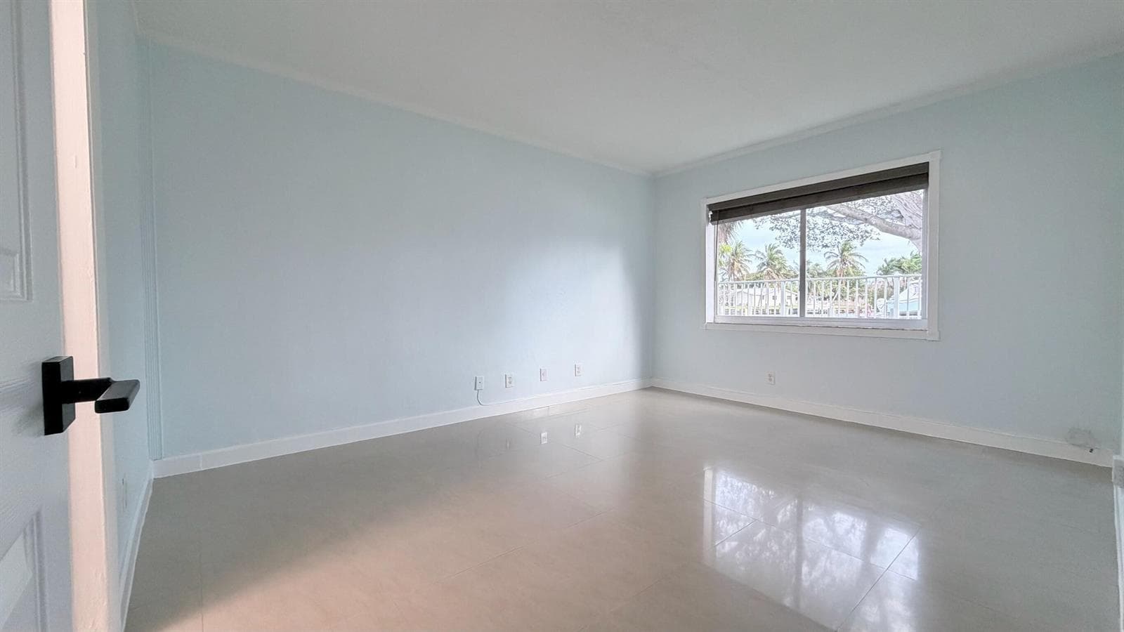 251 SE 6th Avenue 7 photo 8