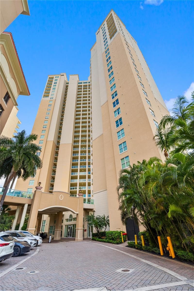 3330 190th St 712 photo 2