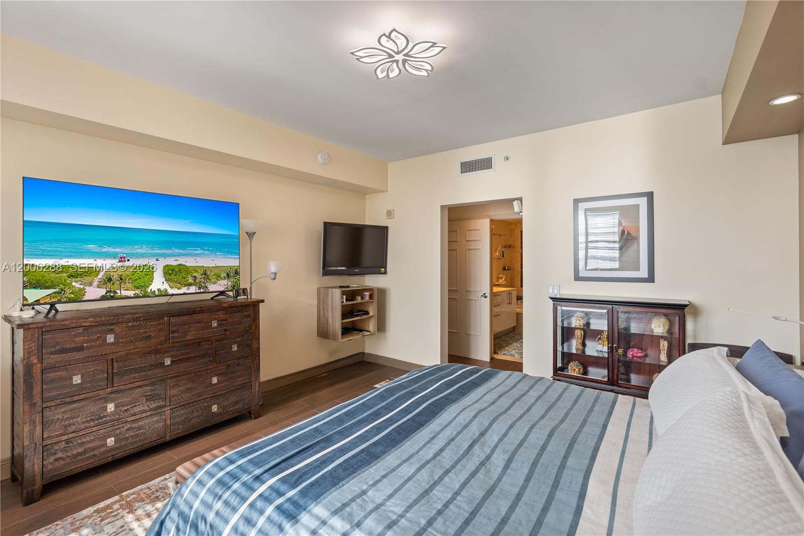 3330 190th St 712 photo 25