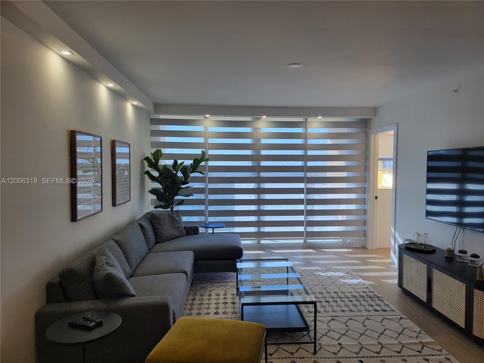 2501 Ocean Dr 931 photo 10