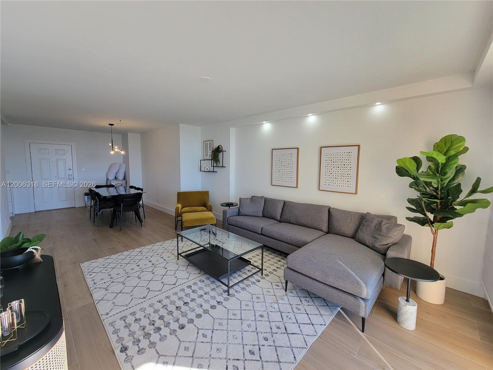 2501 Ocean Dr 931 photo 21