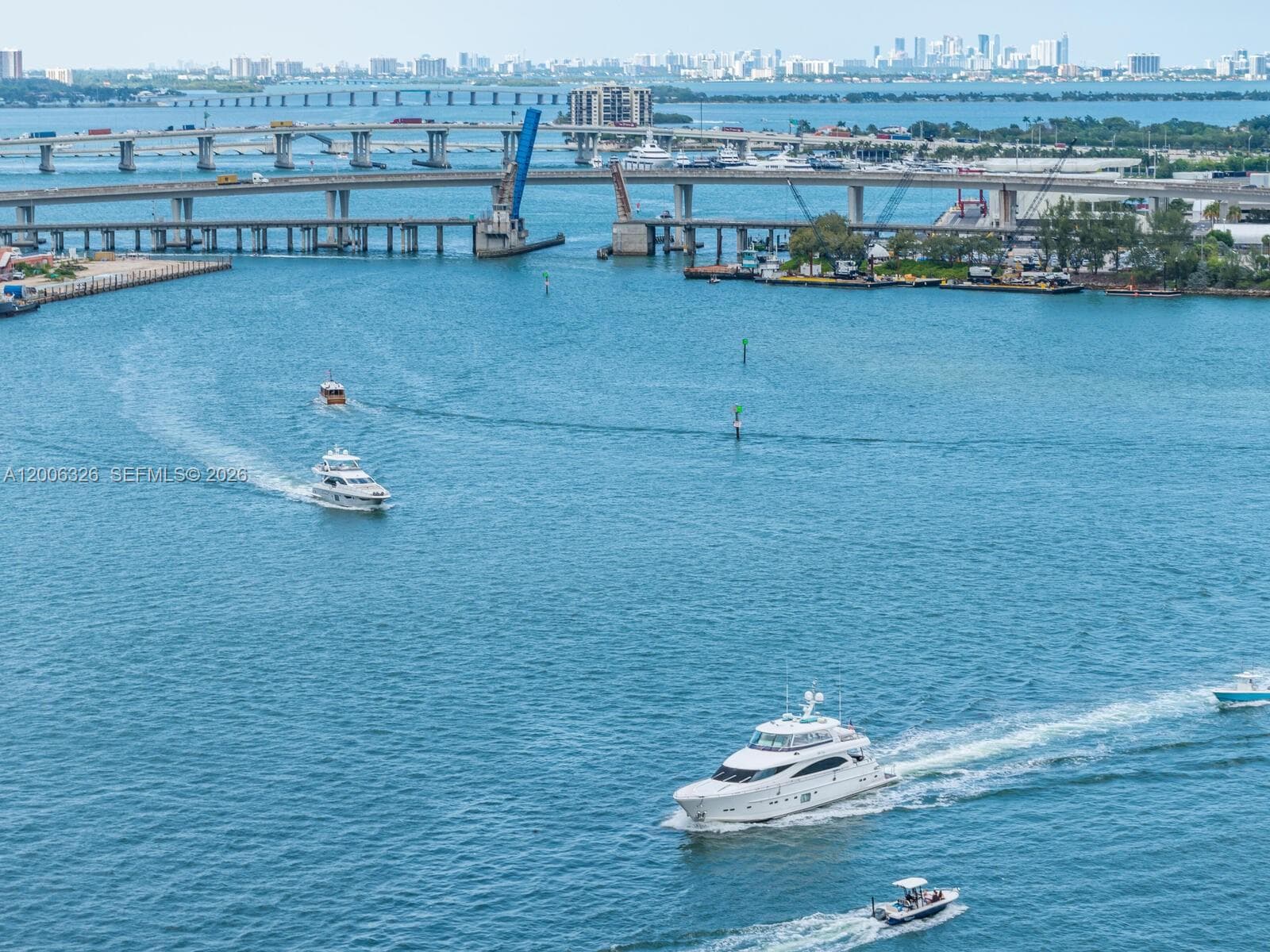 888 Brickell Key Dr 2112 photo 3