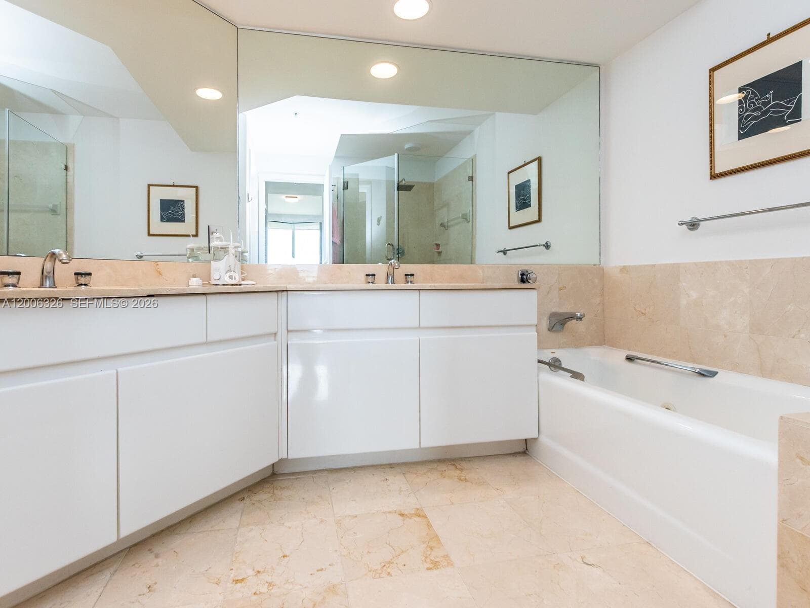 888 Brickell Key Dr 2112 photo 10