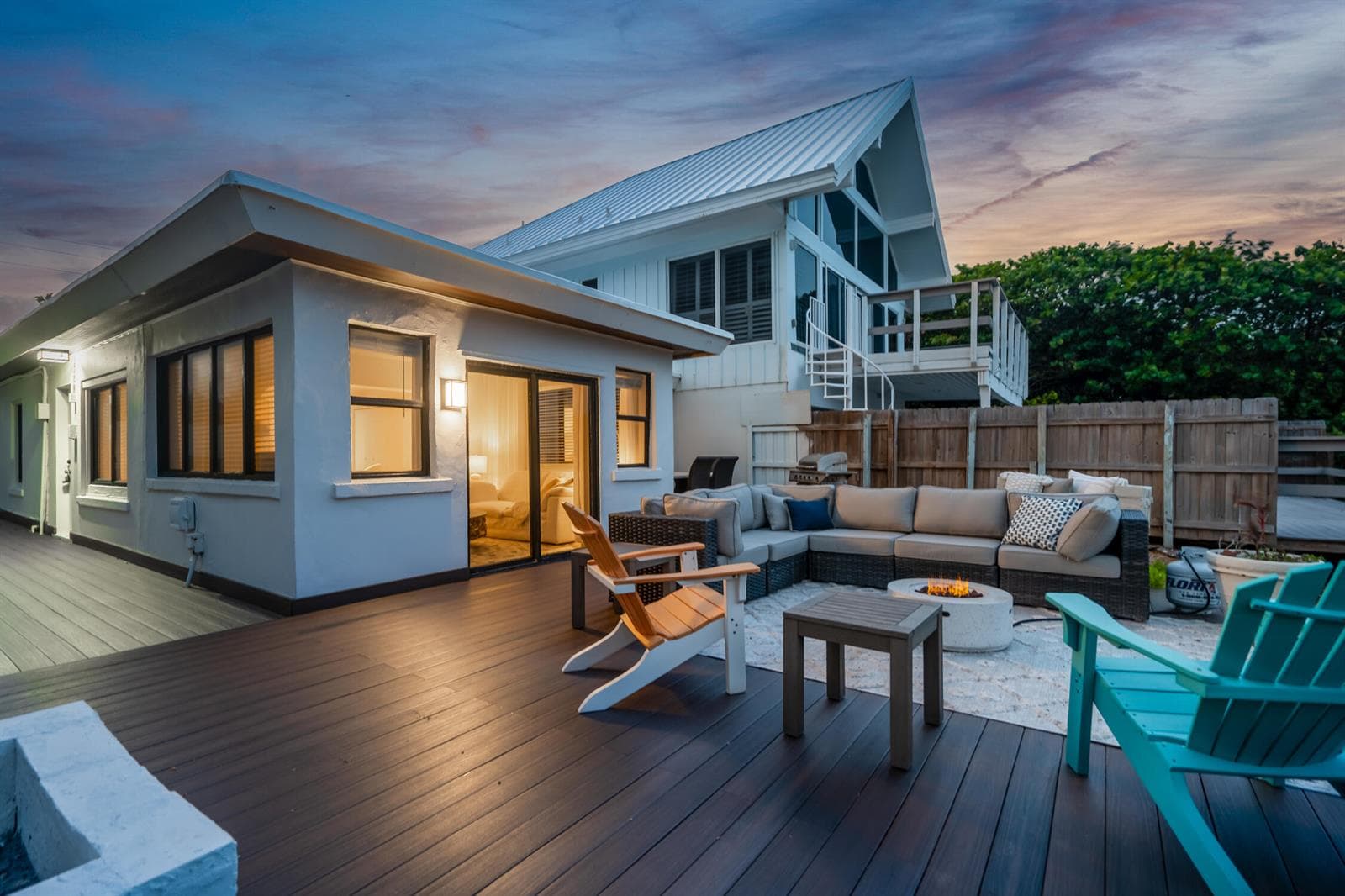 2330 N Ocean Boulevard photo 4