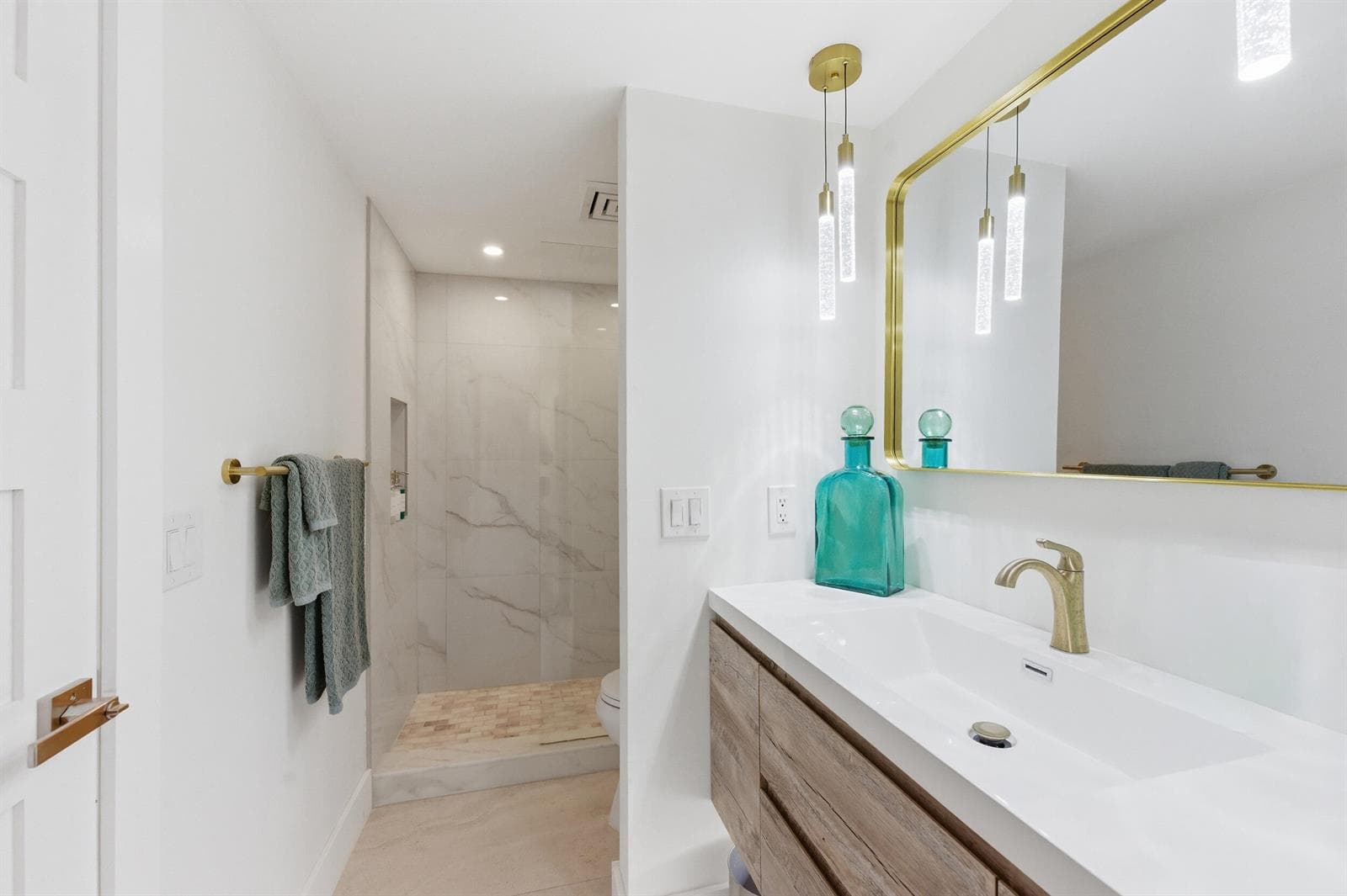 3972 N Ocean Drive 5 photo 10