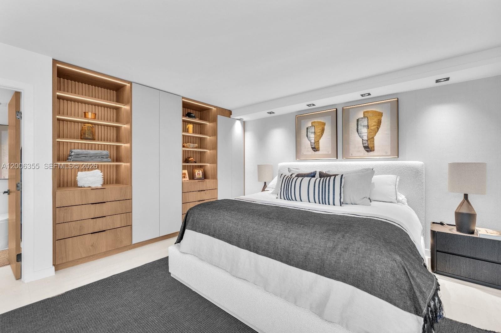 100 Bayview Dr 216 photo 16