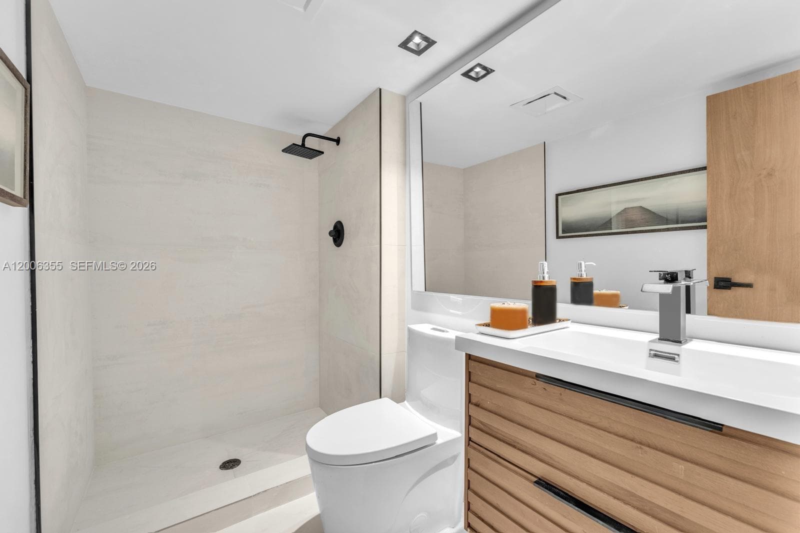 100 Bayview Dr 216 photo 20