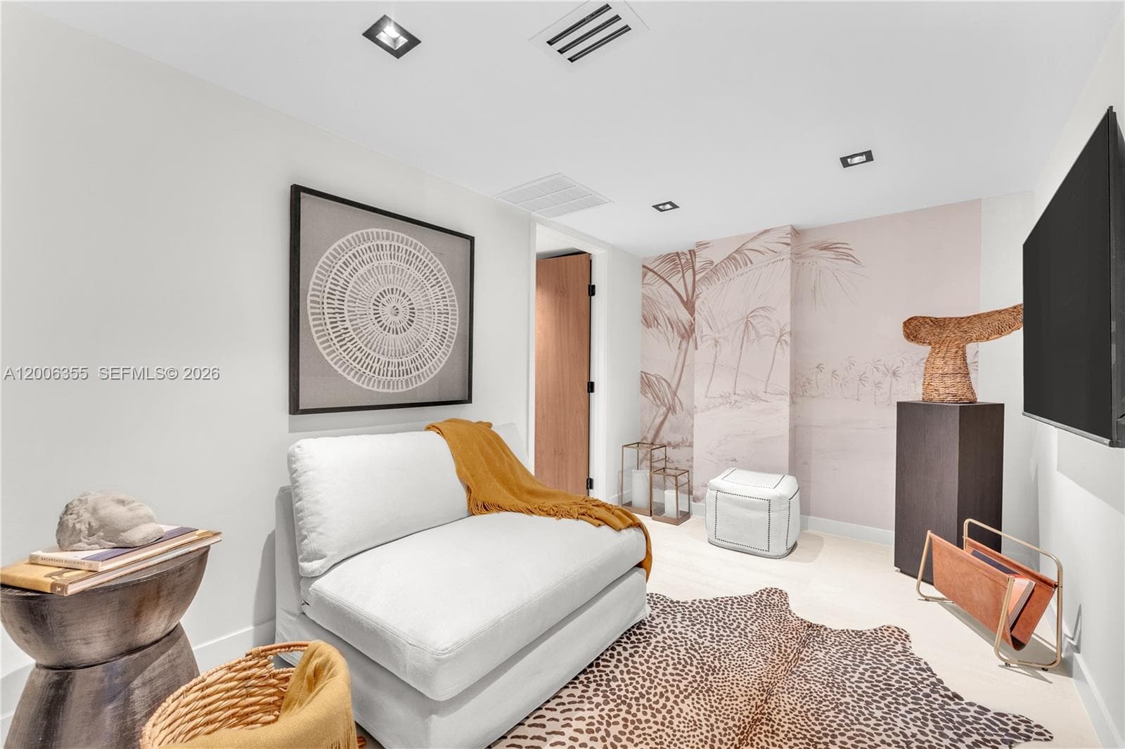 100 Bayview Dr 216 photo 14