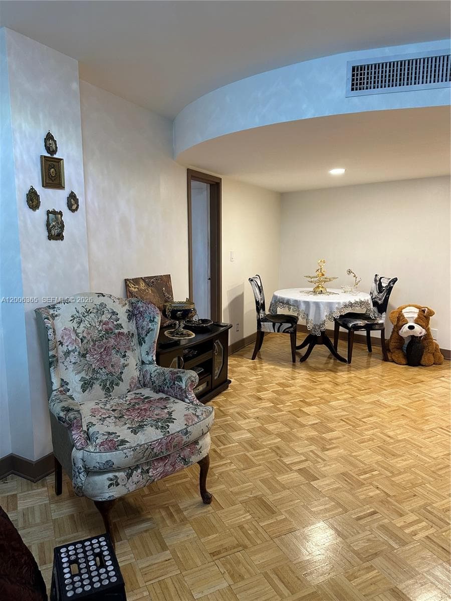 100 Golden Isles Dr 810 photo 18