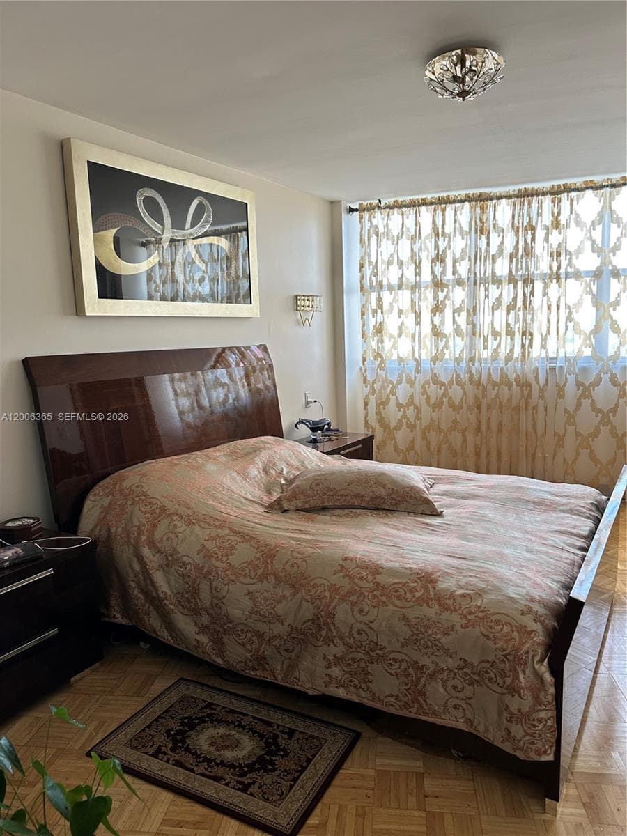 100 Golden Isles Dr 810 photo 8