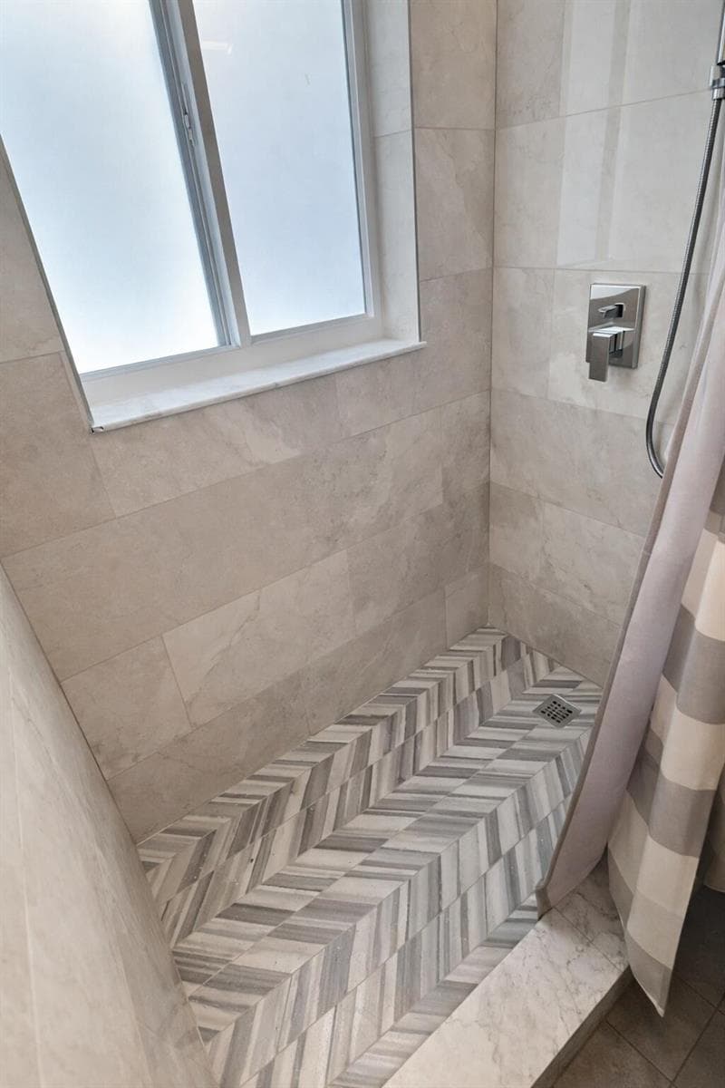 3220 Bayview Drive 211 photo 7