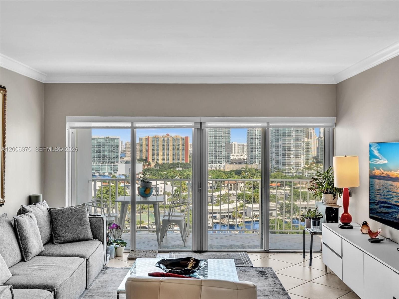 500 Bayview Dr 1731 photo 16