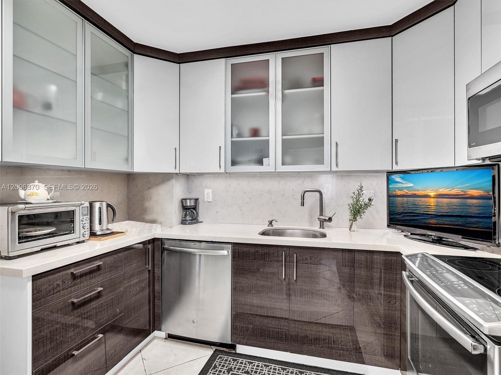 500 Bayview Dr 1731 photo 14