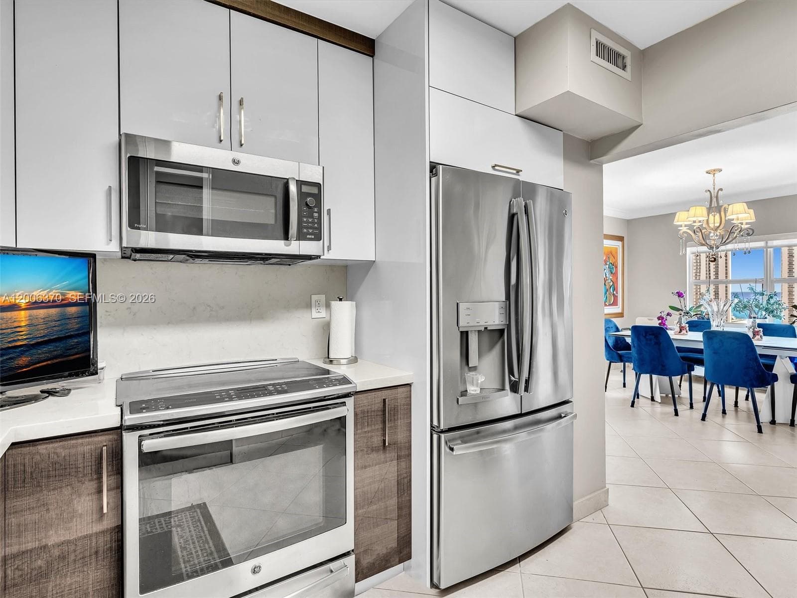 500 Bayview Dr 1731 photo 11