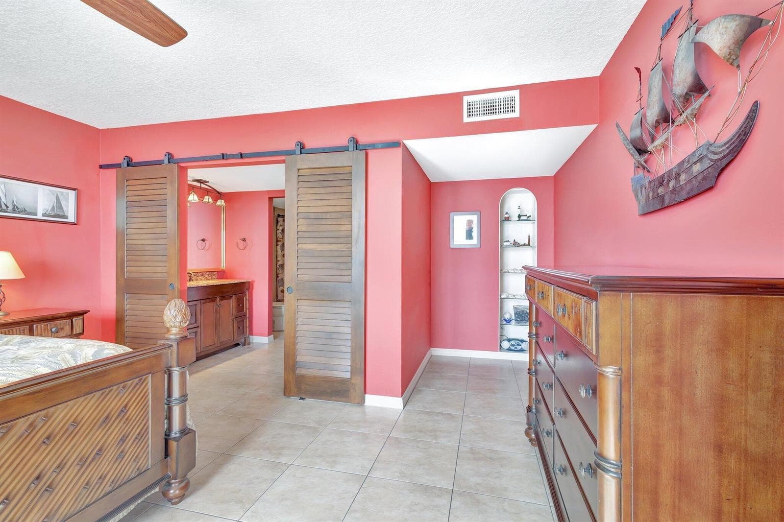 301 Lake Shore Drive 503 photo 23