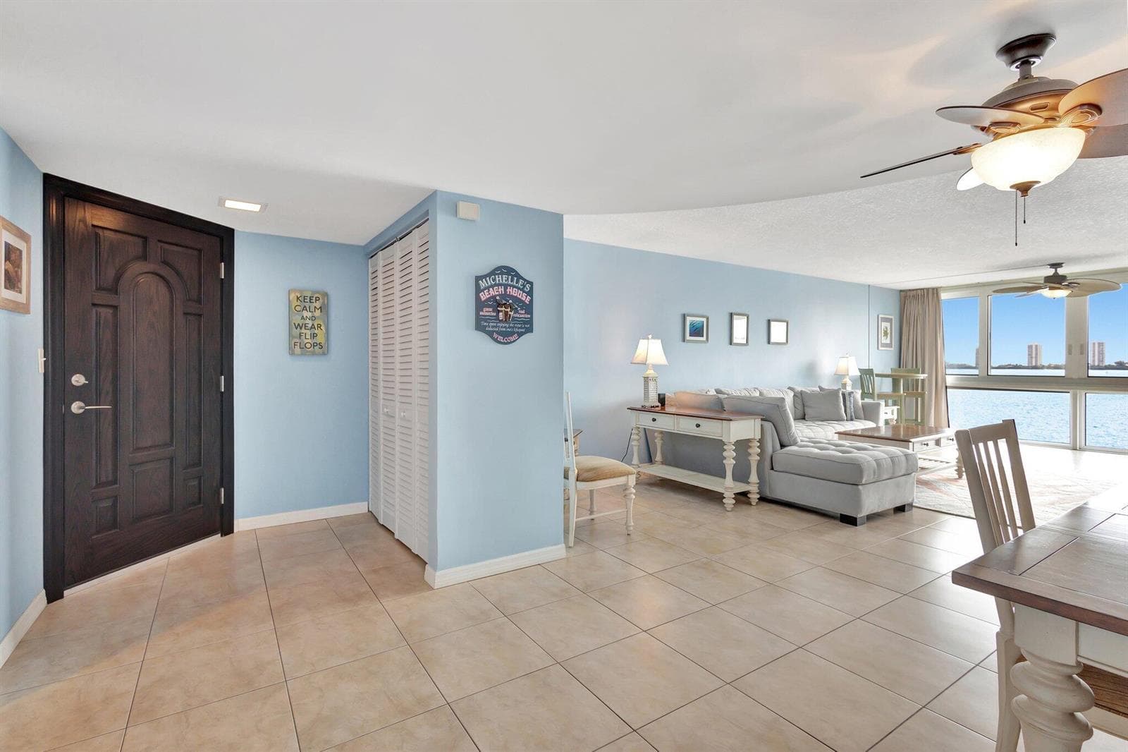 301 Lake Shore Drive 503 photo 2