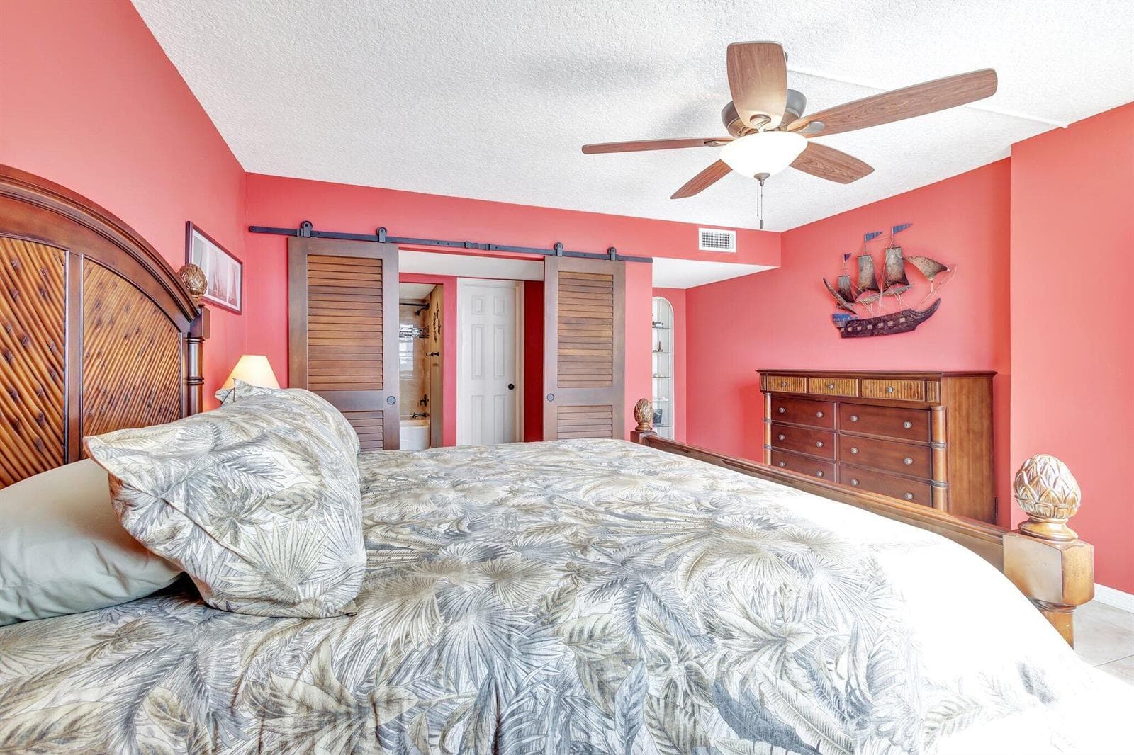 301 Lake Shore Drive 503 photo 22