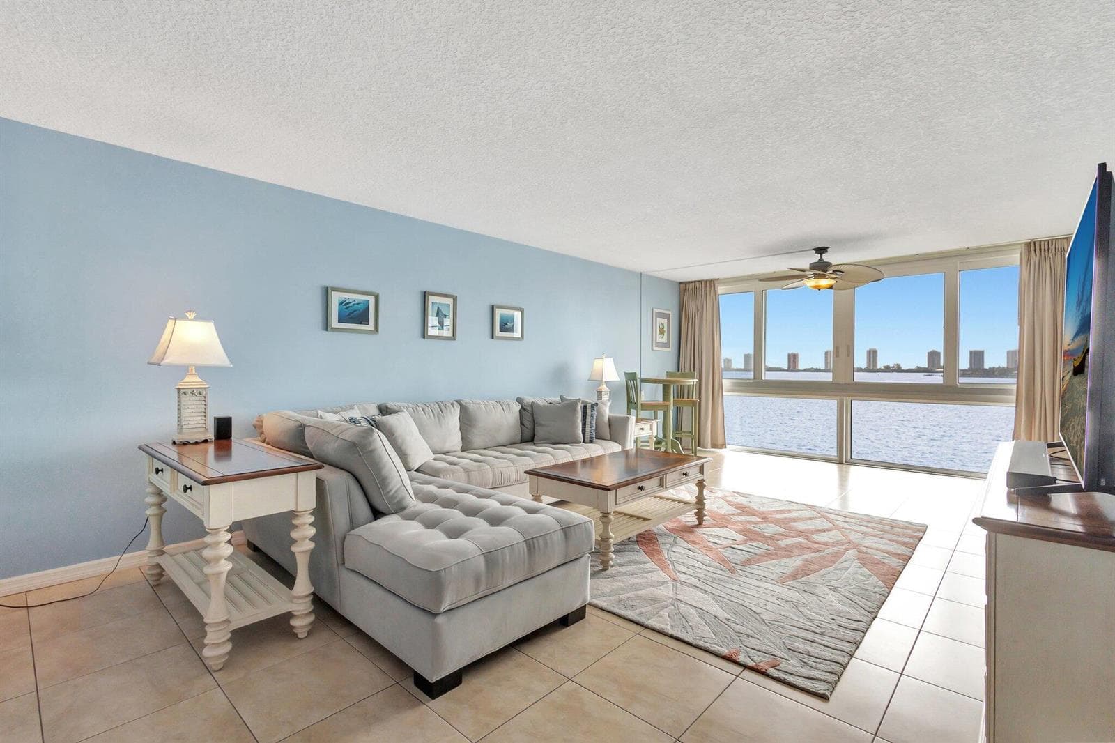 301 Lake Shore Drive 503 photo 9