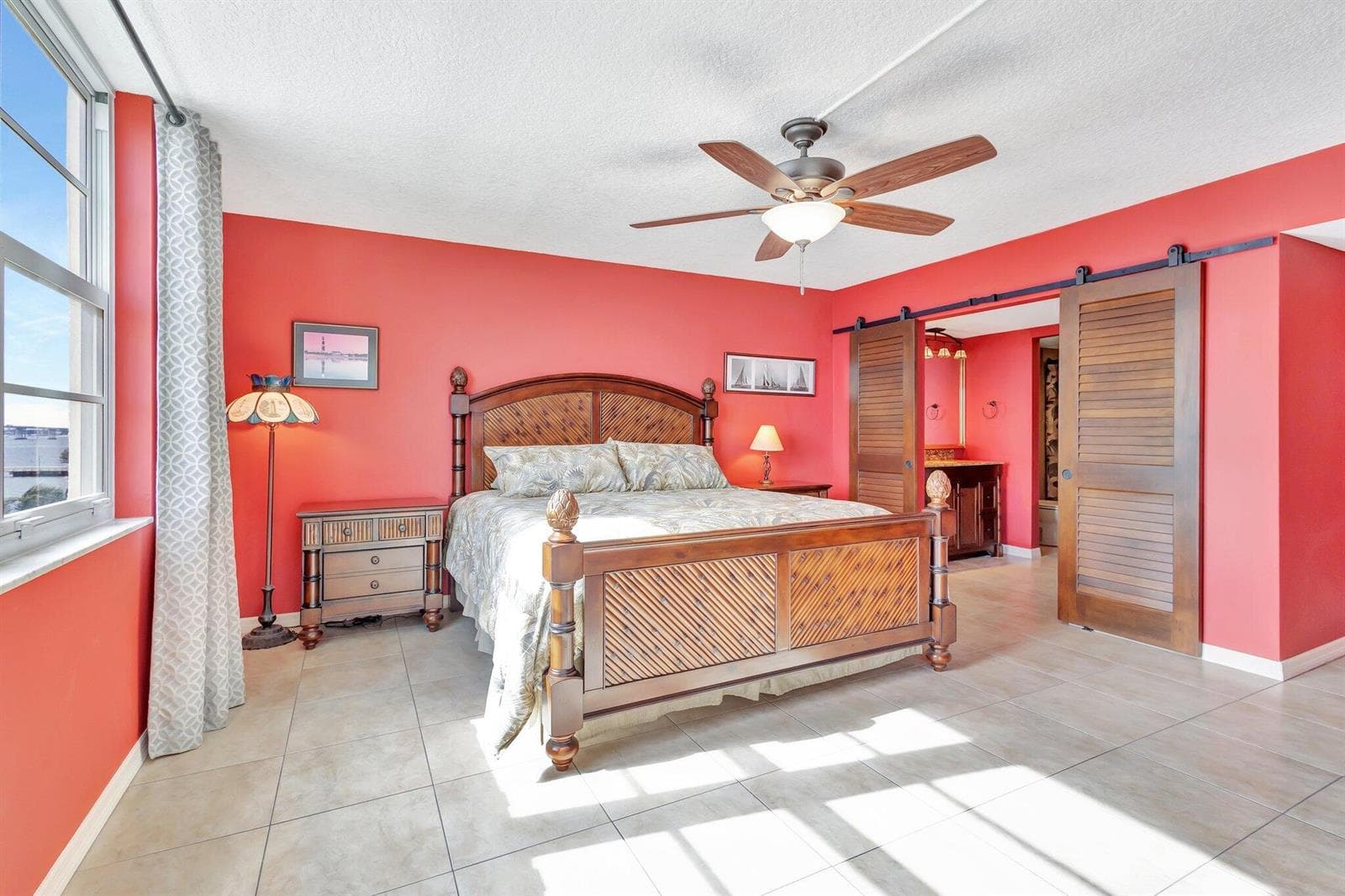 301 Lake Shore Drive 503 photo 21