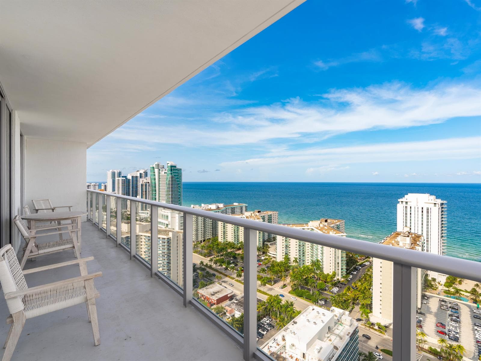 4010 S Ocean Drive R2905 photo 1