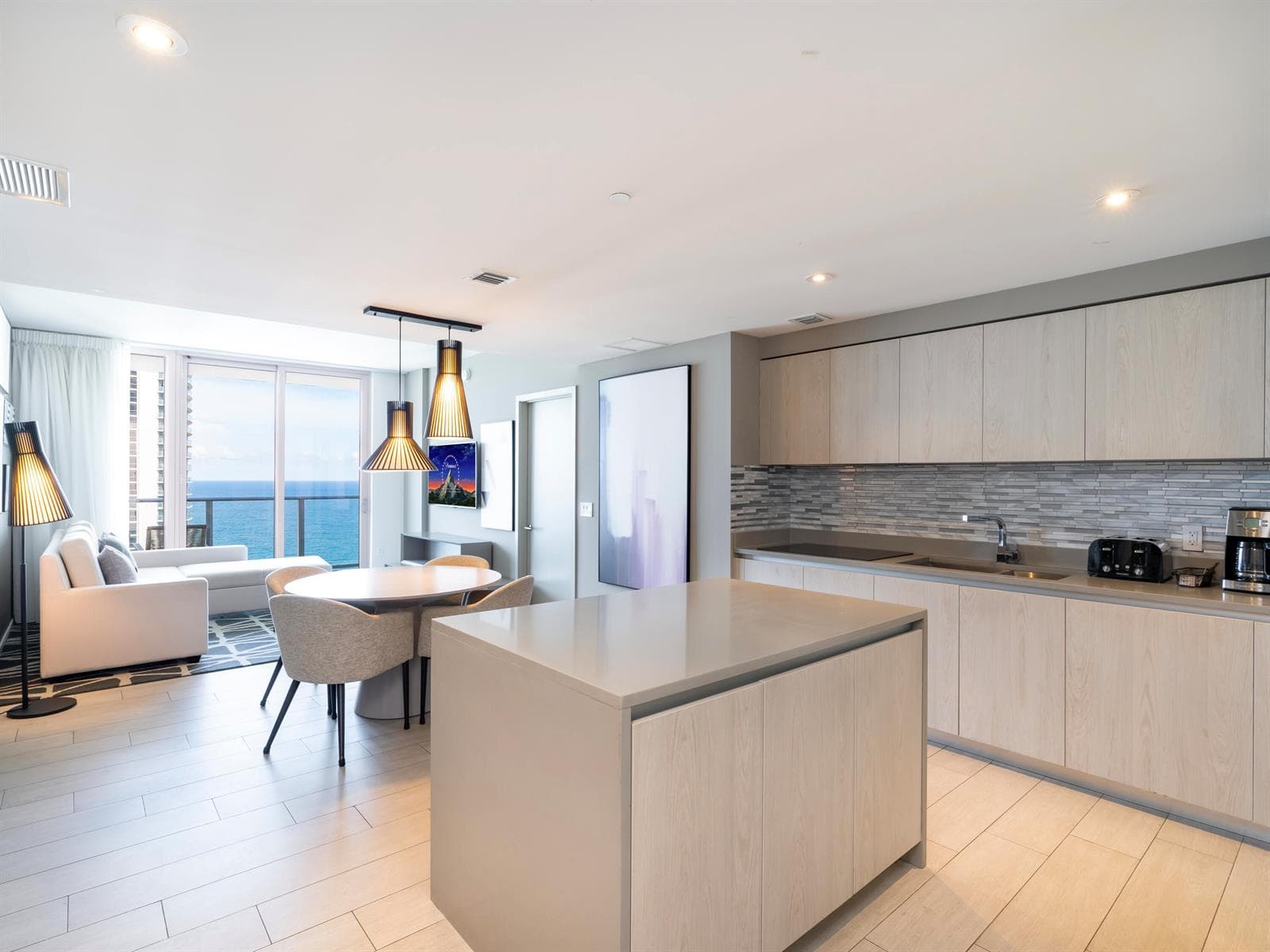 4010 S Ocean Drive R2905 photo 9