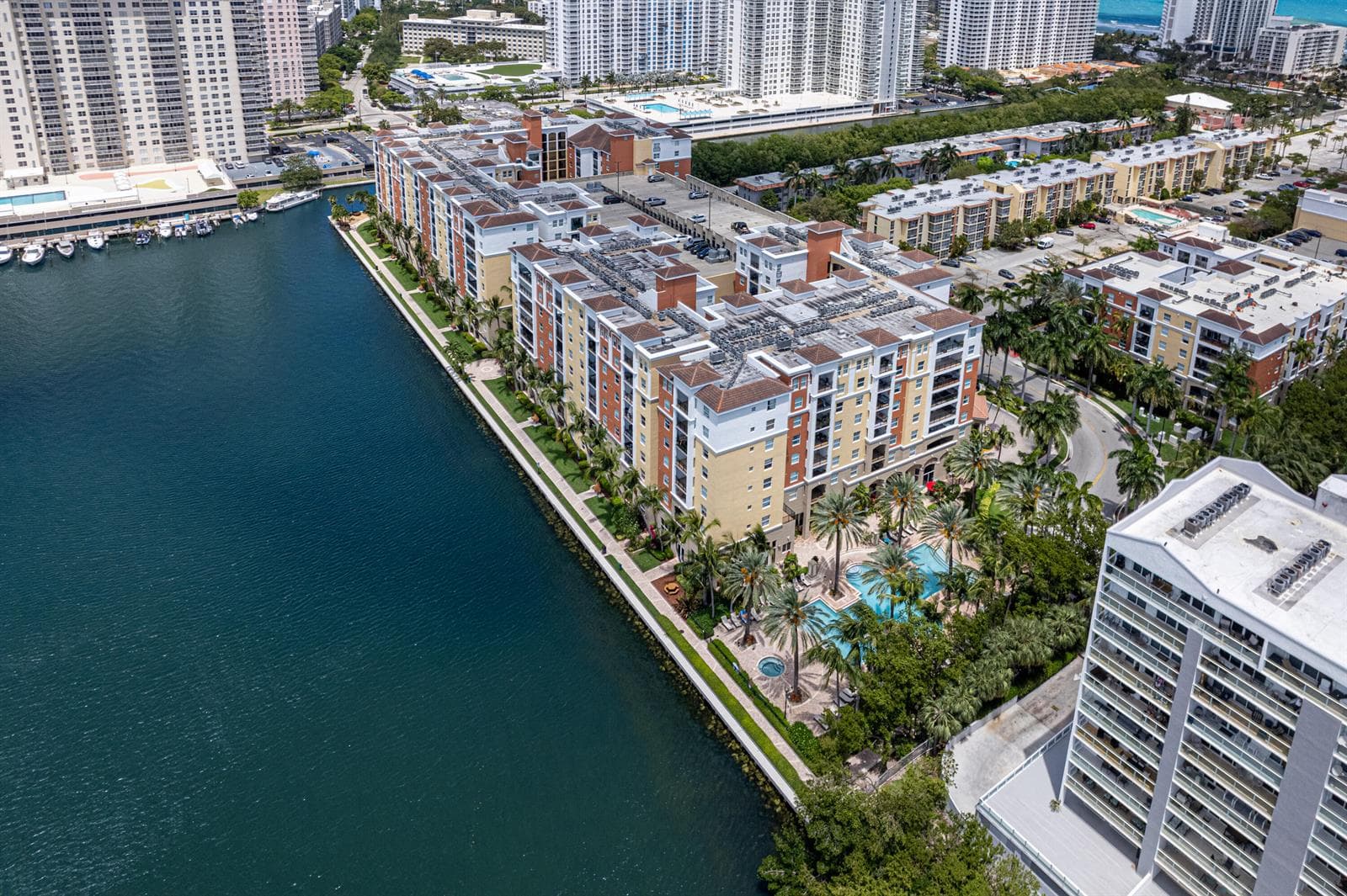 17100 N Bay Road Unit 1214 photo 2