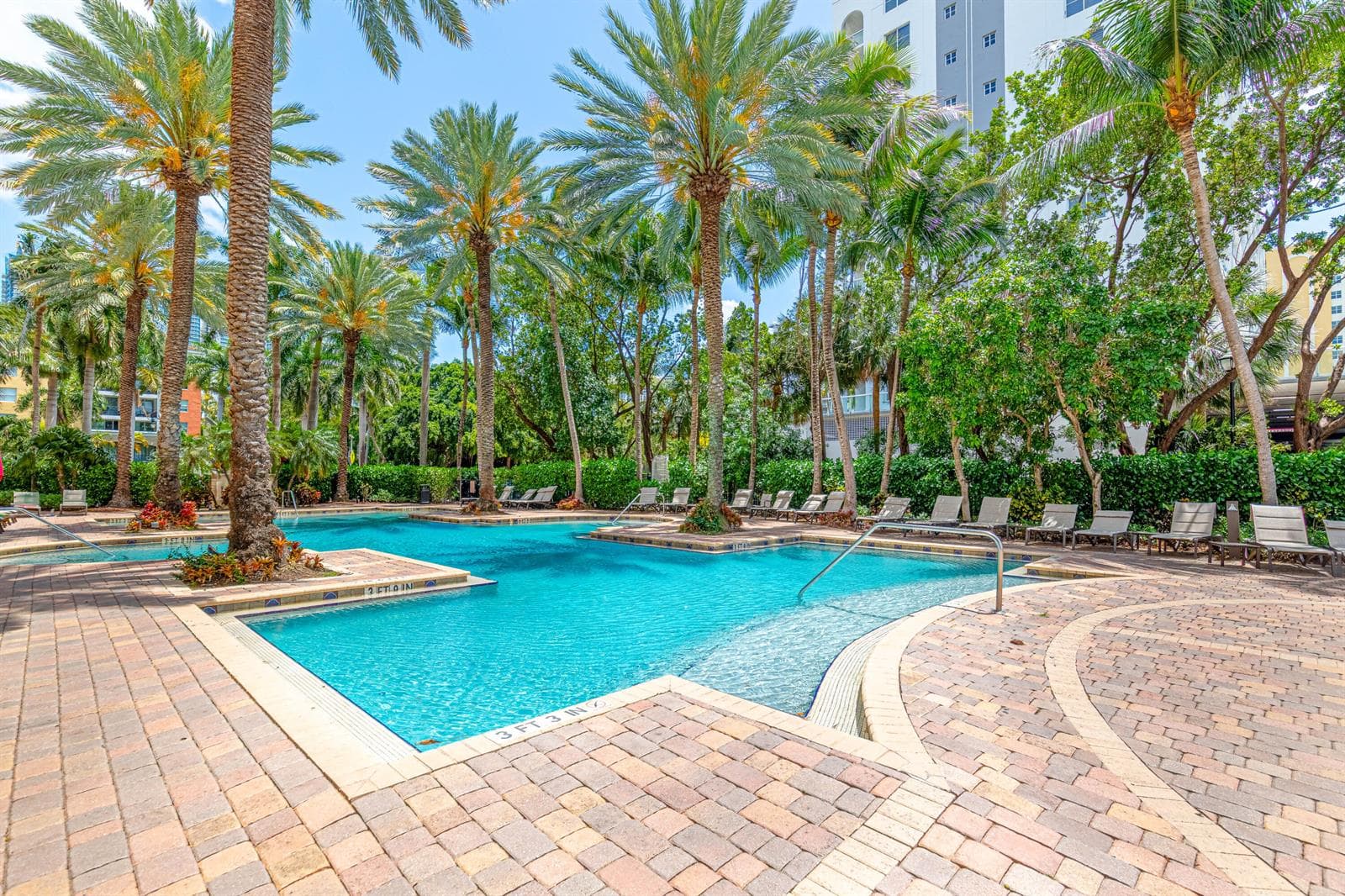 17100 N Bay Road Unit 1214 photo 6